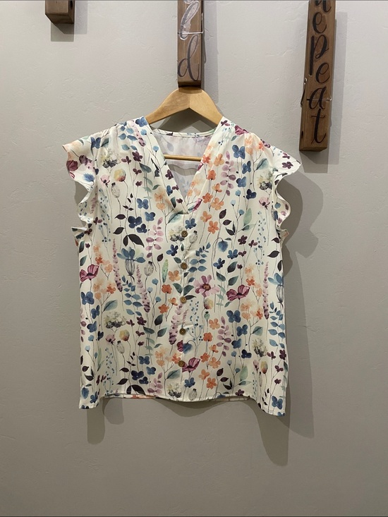 Emery Rose Tops - Floral V-Neck Cap Sleeve Blouse - Ivory Multi